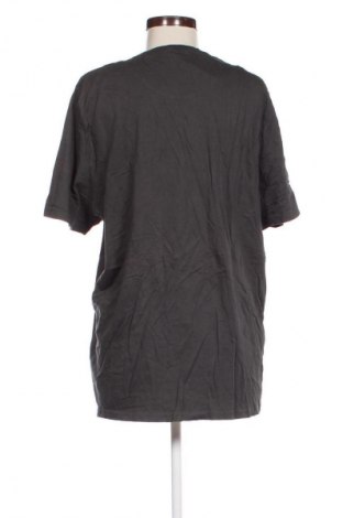 Γυναικείο t-shirt C&A, Μέγεθος XL, Χρώμα Γκρί, Τιμή 10,99 €