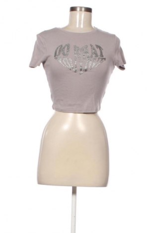 Tricou de femei Fb Sister, Mărime M, Culoare Gri, Preț 37,99 Lei