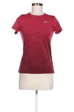 Γυναικείο t-shirt Nike, Μέγεθος S, Χρώμα Κόκκινο, Τιμή 17,99 €