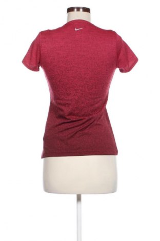 Γυναικείο t-shirt Nike, Μέγεθος S, Χρώμα Κόκκινο, Τιμή 17,99 €