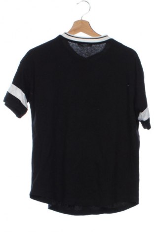 Damski T-shirt Pull&Bear, Rozmiar XS, Kolor Czarny, Cena 55,99 zł
