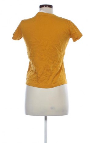 Дамска тениска Uniqlo, Размер M, Цвят Оранжев, Цена 18,99 лв.