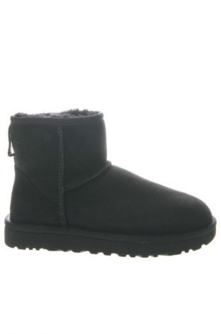 Дамски ботуши UGG Australia, Размер 37, Цвят Черен, Цена 147,99 лв.