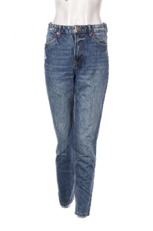 Γυναικείο Τζίν Bershka, Μέγεθος S, Χρώμα Μπλέ, Τιμή 18,99 €