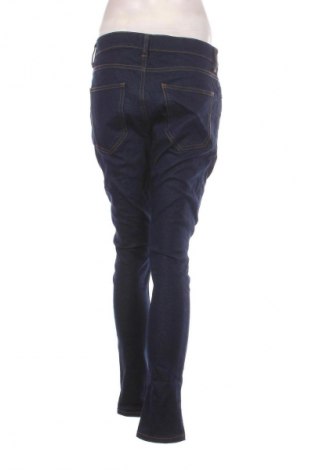 Blugi de femei Bershka, Mărime M, Culoare Albastru, Preț 94,99 Lei