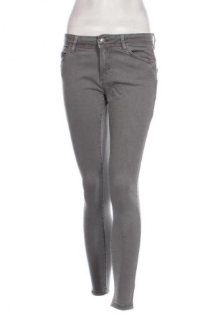 Damen Jeans Bershka, Größe M, Farbe Grau, Preis 20,99 €