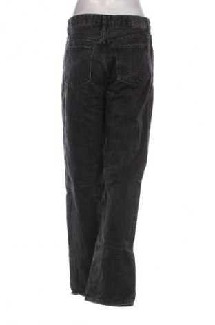Damskie jeansy Bershka, Rozmiar S, Kolor Szary, Cena 38,99 zł