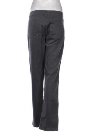 Дамски дънки Calvin Klein, Размер XXL, Цвят Сив, Цена 51,99 лв.