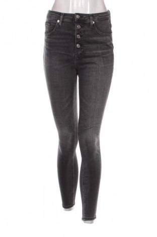 Γυναικείο Τζίν Calvin Klein Jeans, Μέγεθος M, Χρώμα Μαύρο, Τιμή 39,99 €