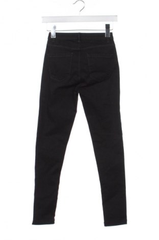 Damskie jeansy Clockhouse, Rozmiar XS, Kolor Czarny, Cena 95,99 zł