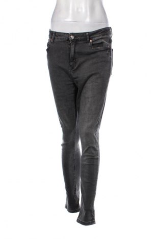 Damskie jeansy Denim&Co., Rozmiar M, Kolor Szary, Cena 38,99 zł