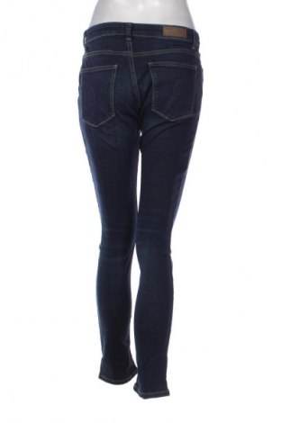 Damskie jeansy Esprit, Rozmiar M, Kolor Niebieski, Cena 54,99 zł