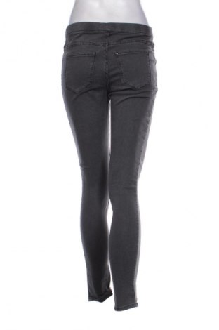Blugi de femei H&M, Mărime M, Culoare Gri, Preț 42,99 Lei