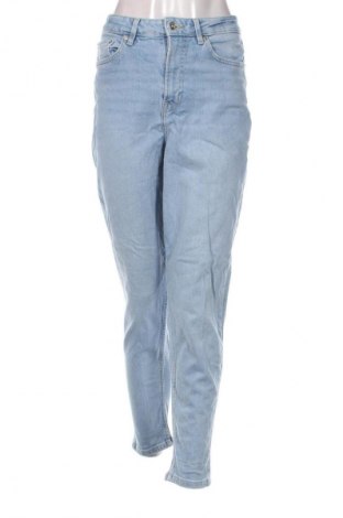 Blugi de femei H&M Divided, Mărime M, Culoare Albastru, Preț 94,99 Lei