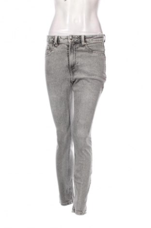Női farmernadrág H&M Divided, Méret S, Szín Szürke, Ár 3 249 Ft