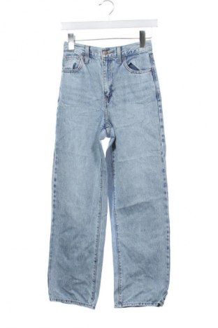 Дамски дънки Levi's, Размер XXS, Цвят Син, Цена 75,99 лв.