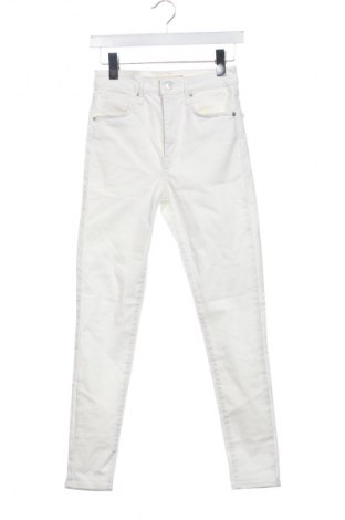 Damen Jeans Levi's, Größe S, Farbe Weiß, Preis 51,99 €