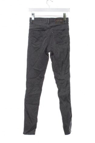 Dámske džínsy  Levi's, Veľkosť XS, Farba Sivá, Cena  28,95 €