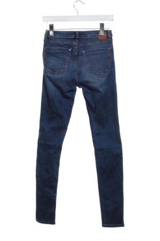 Damskie jeansy Mango, Rozmiar S, Kolor Niebieski, Cena 111,99 zł