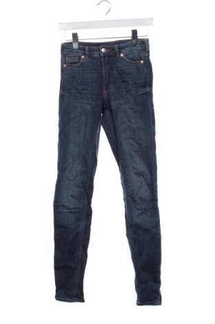 Női farmernadrág Monki, Méret XS, Szín Kék, Ár 9 489 Ft