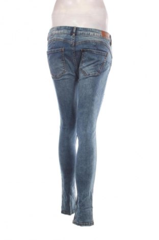 Γυναικείο Τζίν Pull&Bear, Μέγεθος M, Χρώμα Μπλέ, Τιμή 7,99 €