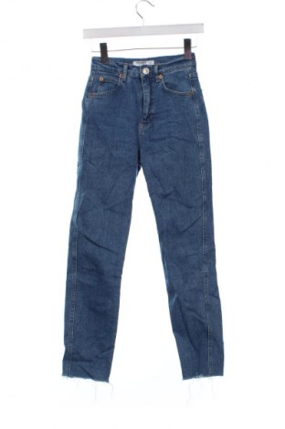 Blugi de femei Pull&Bear, Mărime XXS, Culoare Albastru, Preț 94,99 Lei