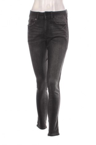 Damen Jeans Q/S by S.Oliver, Größe M, Farbe Schwarz, Preis 28,99 €