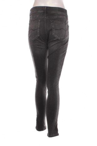Damen Jeans Q/S by S.Oliver, Größe M, Farbe Schwarz, Preis 28,99 €