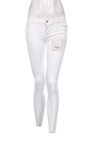 Damen Jeans Queen Hearts, Größe M, Farbe Weiß, Preis 31,99 €