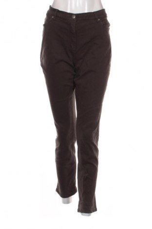 Damen Jeans Shape, Größe L, Farbe Braun, Preis 28,99 €