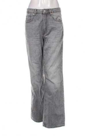 Damen Jeans Stradivarius, Größe M, Farbe Grau, Preis € 20,99