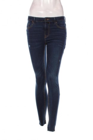 Damskie jeansy Stradivarius, Rozmiar S, Kolor Niebieski, Cena 95,99 zł