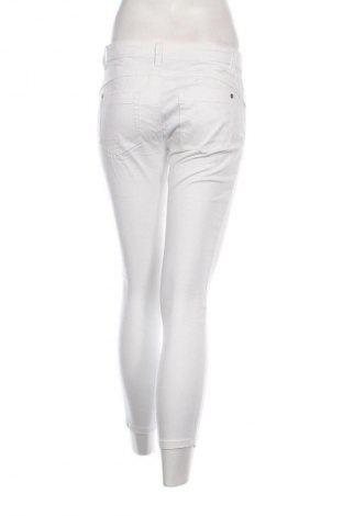 Damskie jeansy Street One, Rozmiar S, Kolor Biały, Cena 60,99 zł