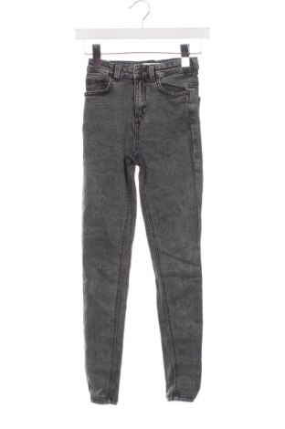Damen Jeans Terranova, Größe XS, Farbe Grau, Preis € 20,99