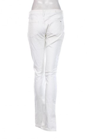Damskie jeansy Tommy Hilfiger, Rozmiar M, Kolor Biały, Cena 268,99 zł