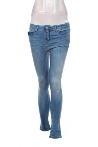 Dámske džínsy  Tommy Hilfiger, Veľkosť M, Farba Modrá, Cena  37,95 €