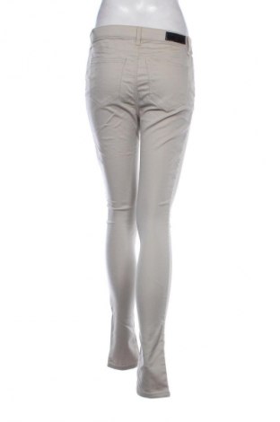 Női farmernadrág Vero Moda, Méret M, Szín Bézs, Ár 9 219 Ft