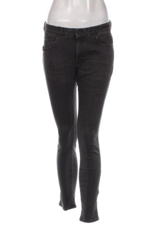Damskie jeansy Wrangler, Rozmiar M, Kolor Szary, Cena 245,99 zł