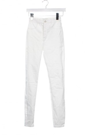 Damskie jeansy Zara, Rozmiar XS, Kolor Biały, Cena 88,99 zł