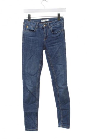 Damskie jeansy Zara, Rozmiar XS, Kolor Niebieski, Cena 88,99 zł