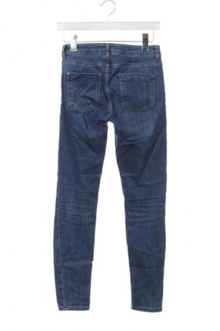 Damskie jeansy Zara, Rozmiar XS, Kolor Niebieski, Cena 88,99 zł
