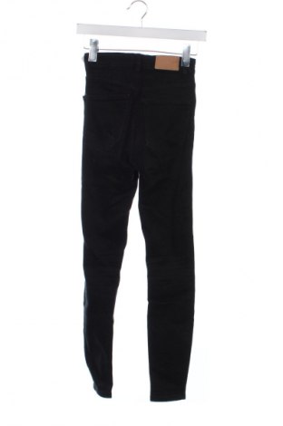 Damskie jeansy Zara, Rozmiar XXS, Kolor Czarny, Cena 35,99 zł