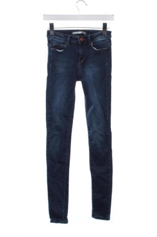 Dámske džínsy  Zara, Veľkosť XS, Farba Modrá, Cena  6,95 €