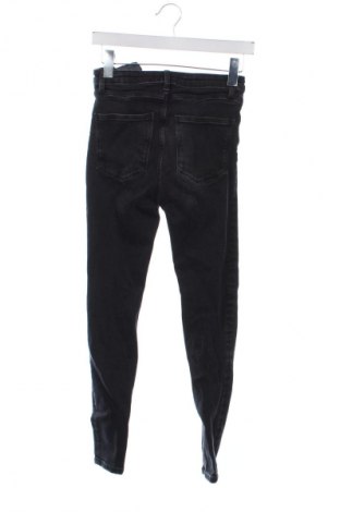 Дамски дънки Zara, Размер S, Цвят Черен, Цена 27,99 лв.