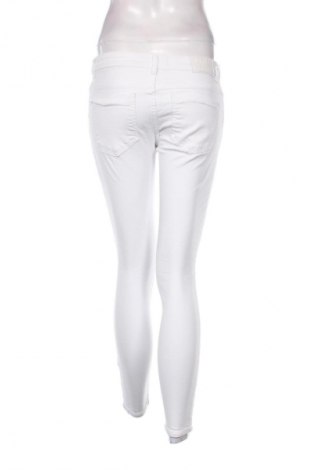 Dámske džínsy  Zara, Veľkosť S, Farba Biela, Cena  15,95 €