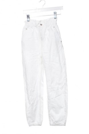 Dámske džínsy  Zara, Veľkosť XXS, Farba Biela, Cena  6,95 €