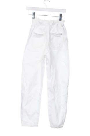 Dámske džínsy  Zara, Veľkosť XXS, Farba Biela, Cena  6,95 €