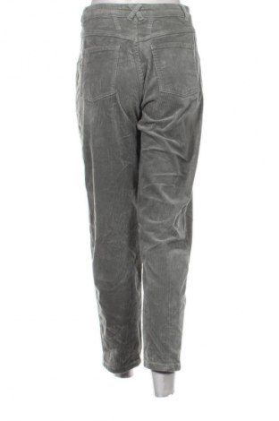 Damen Cordhose Closed, Größe S, Farbe Grün, Preis € 119,99
