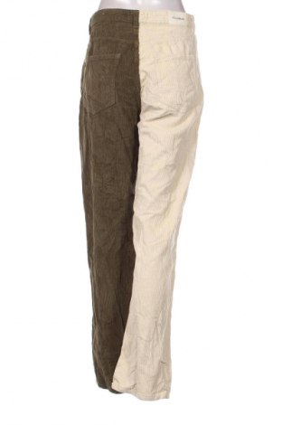 Damen Cordhose Pull&Bear, Größe M, Farbe Mehrfarbig, Preis € 20,99