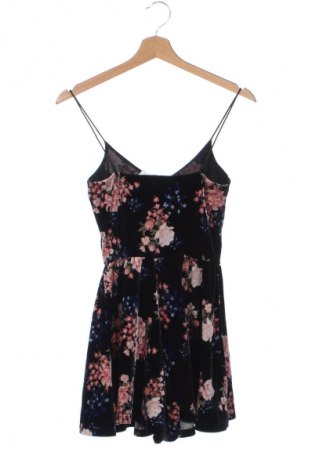 Salopetă scurtă de damă H&M, Mărime XXS, Culoare Multicolor, Preț 127,99 Lei